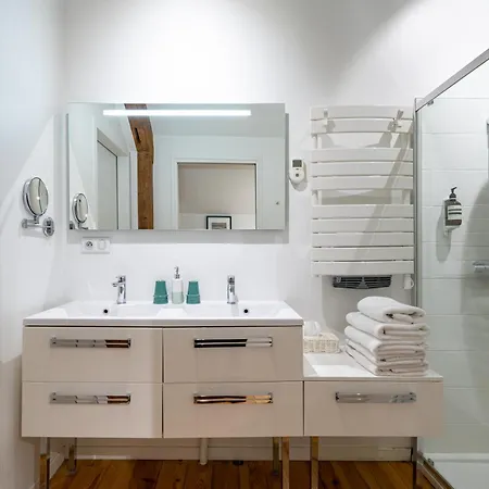 Bed & Breakfast Maison D'Hotes 